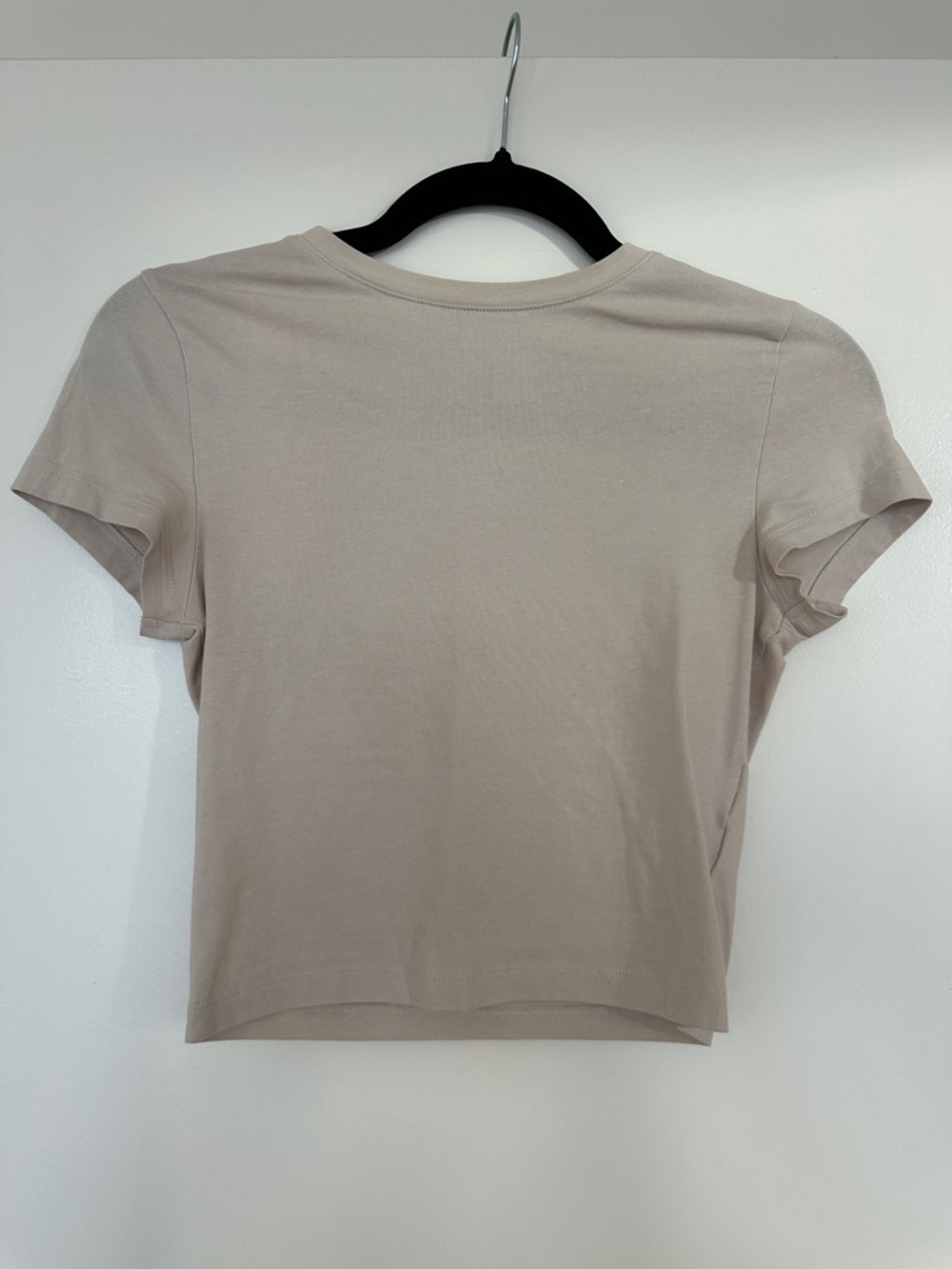 H&M Women's Short Sleeve Crewneck Tee in Light Taupe